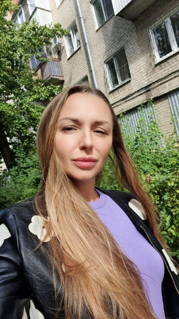Женщина