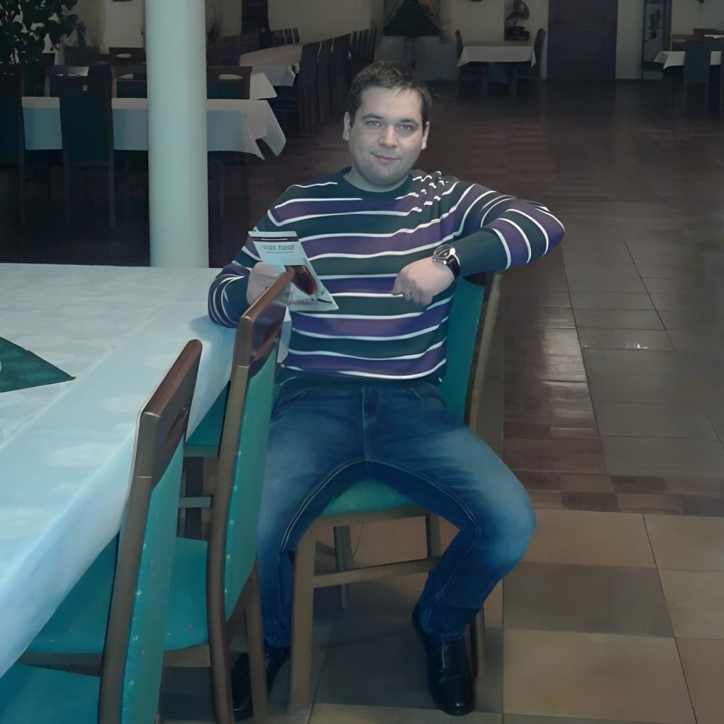 Максим М