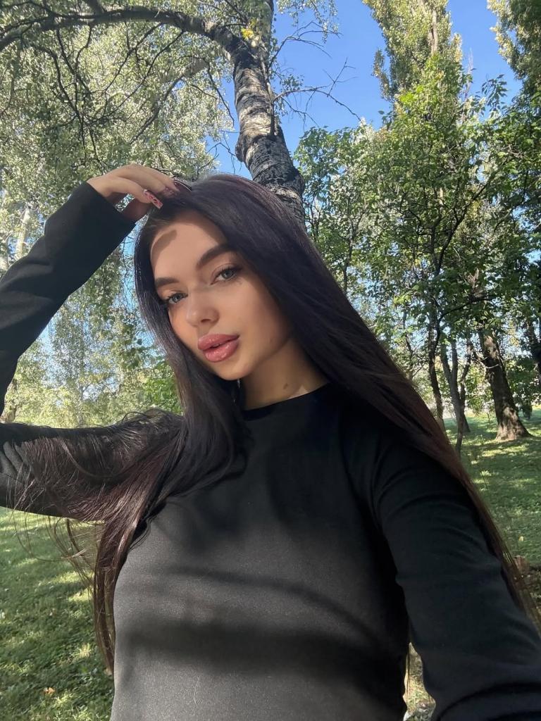 Николь