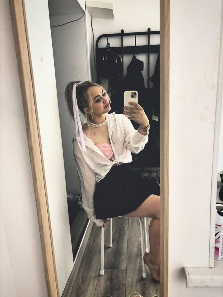 Ева