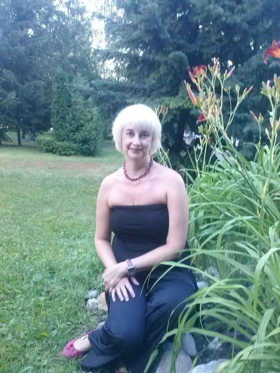 Елена Лесовая