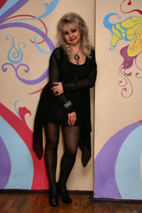 Елена Елена