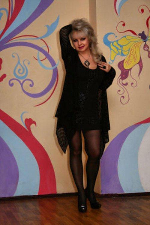 Елена Елена