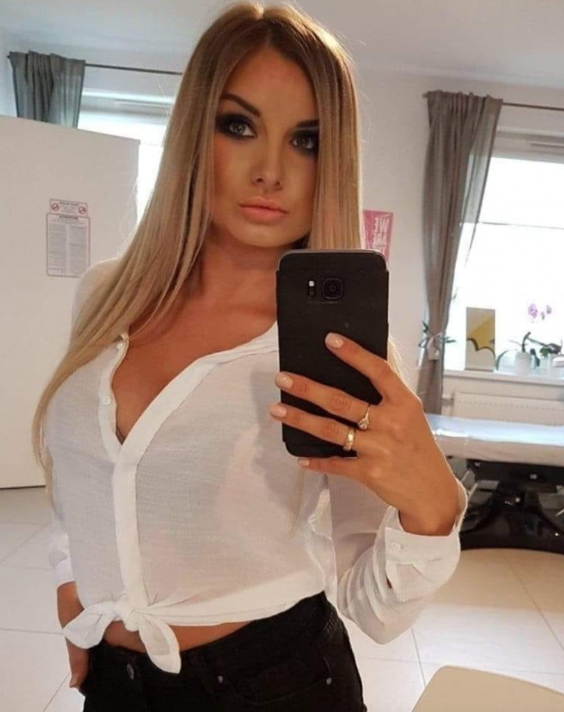 Анжела