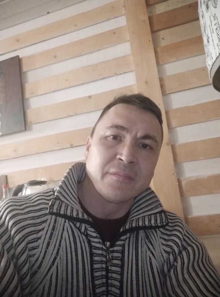 Максим