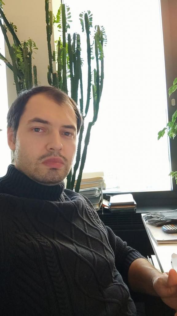 Женя