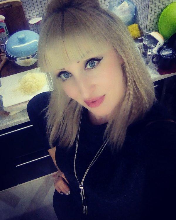 Anechka Hanna
