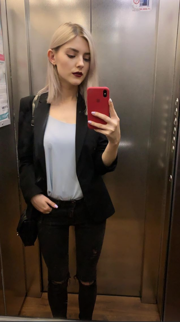 Ева