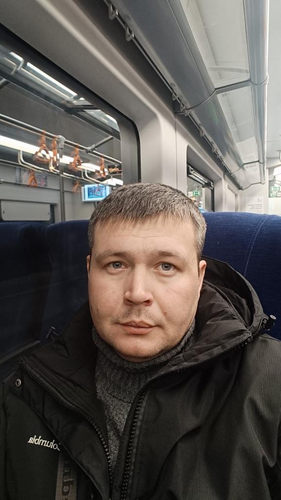 Артём