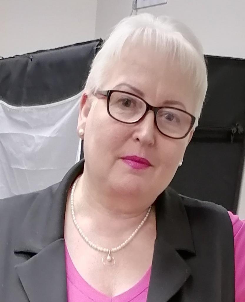 Женщина