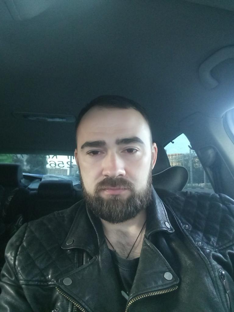 Виктор