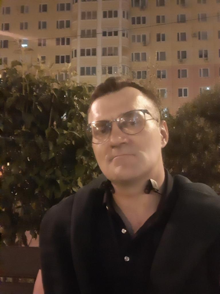 Виктор