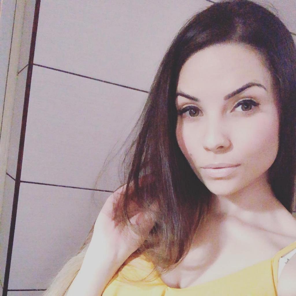 Алина