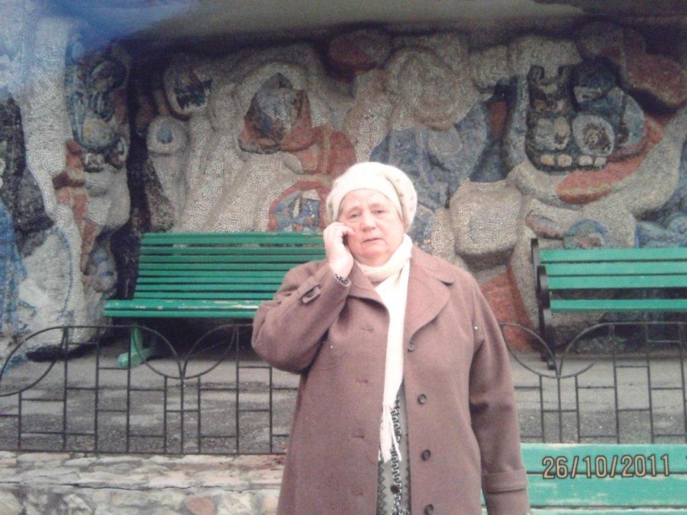 Любовь Становкина