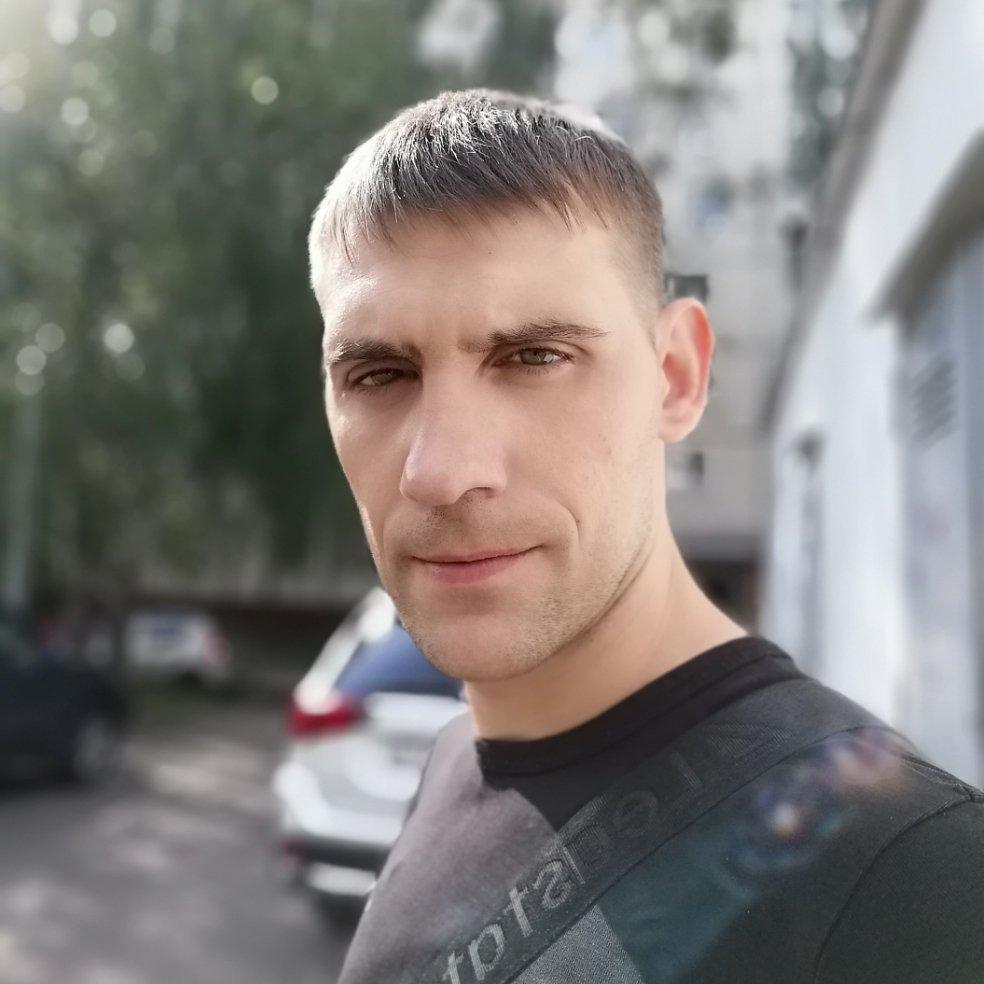 Илья