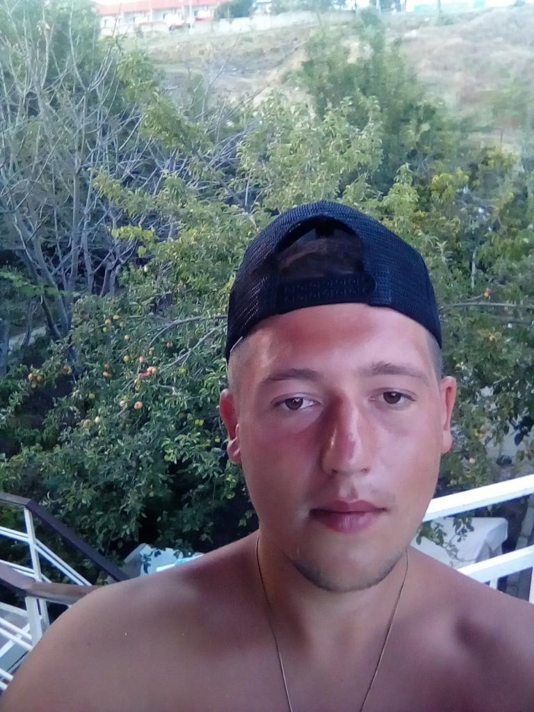 Александр