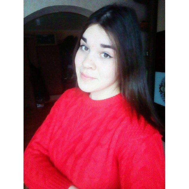 юля