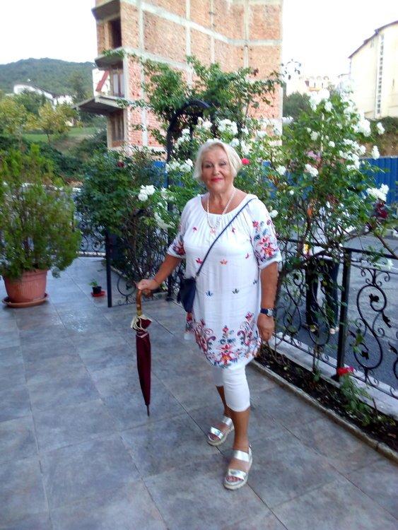 Нина Титова