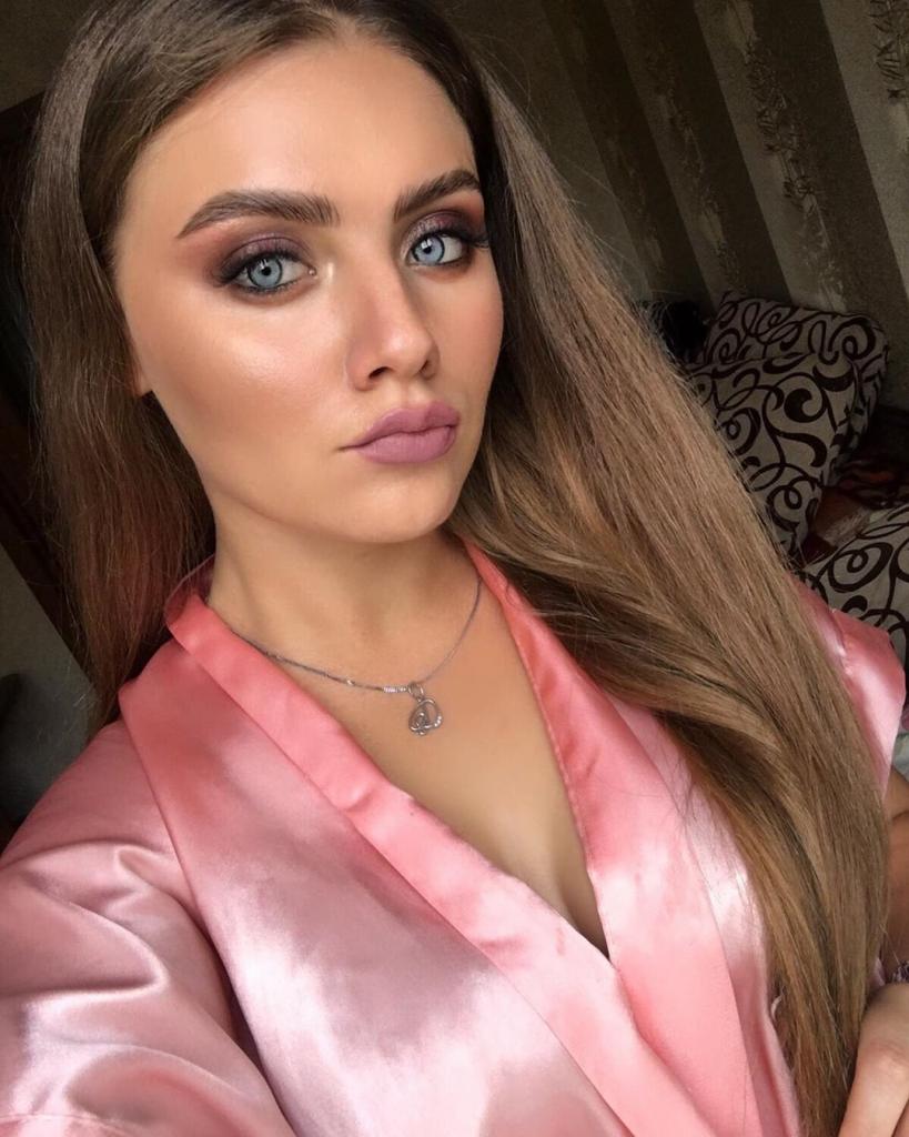 Яна