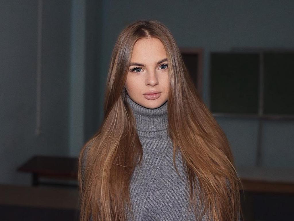 Полина