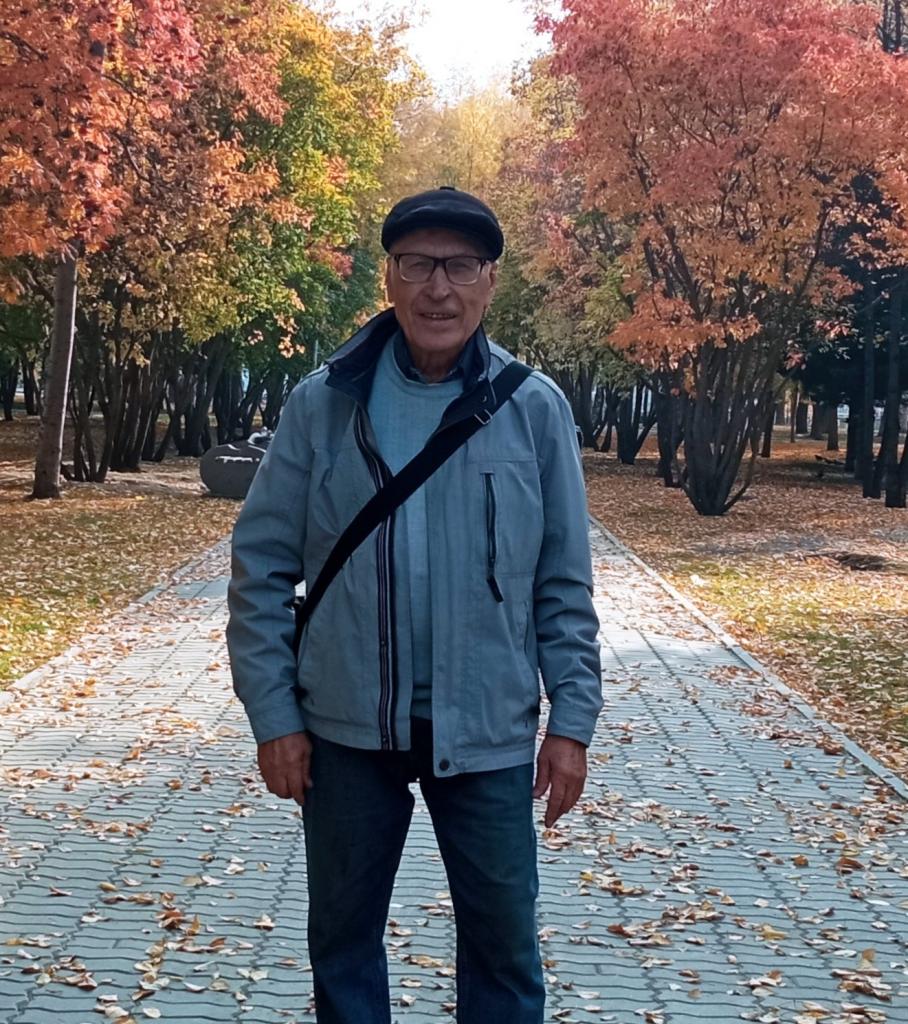 Александр