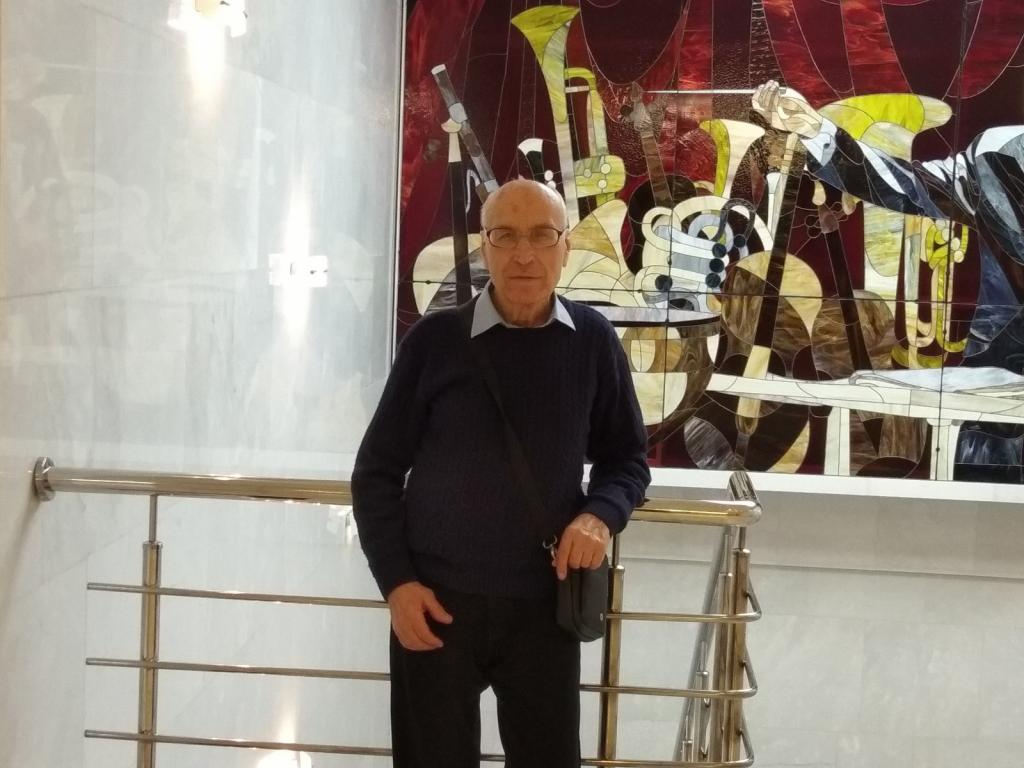 Александр