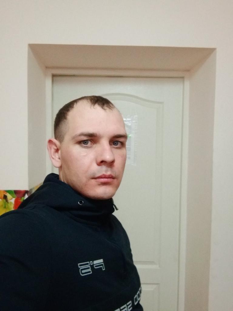 Максим