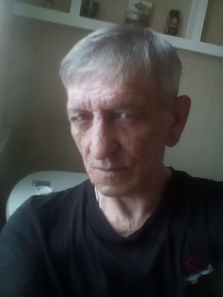 Виктор