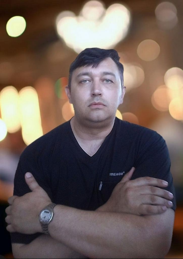 Виктор