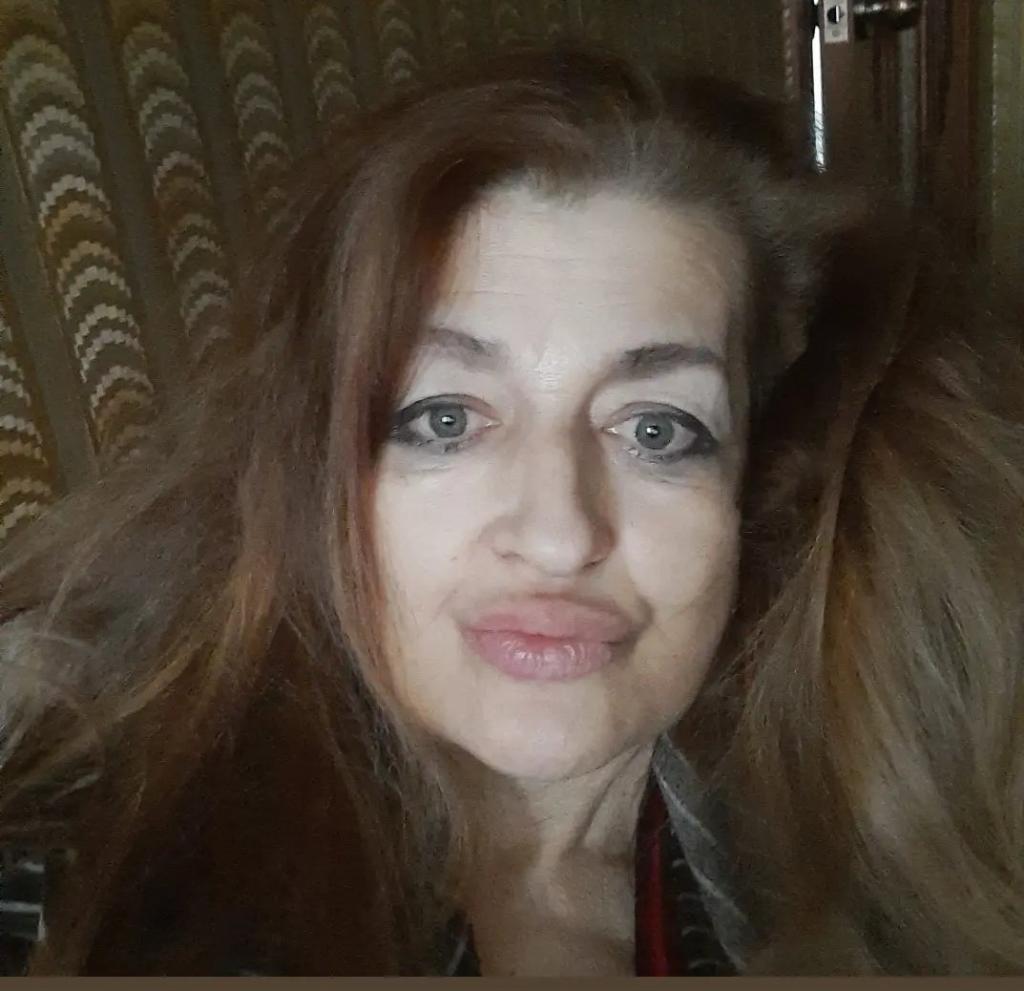 Женщина