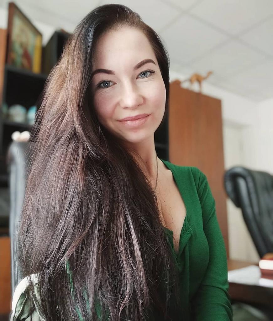Ева