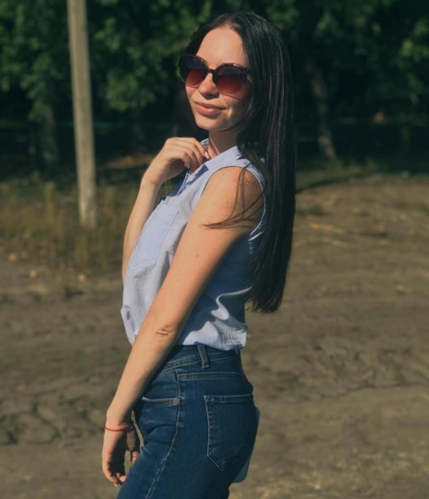 Ева
