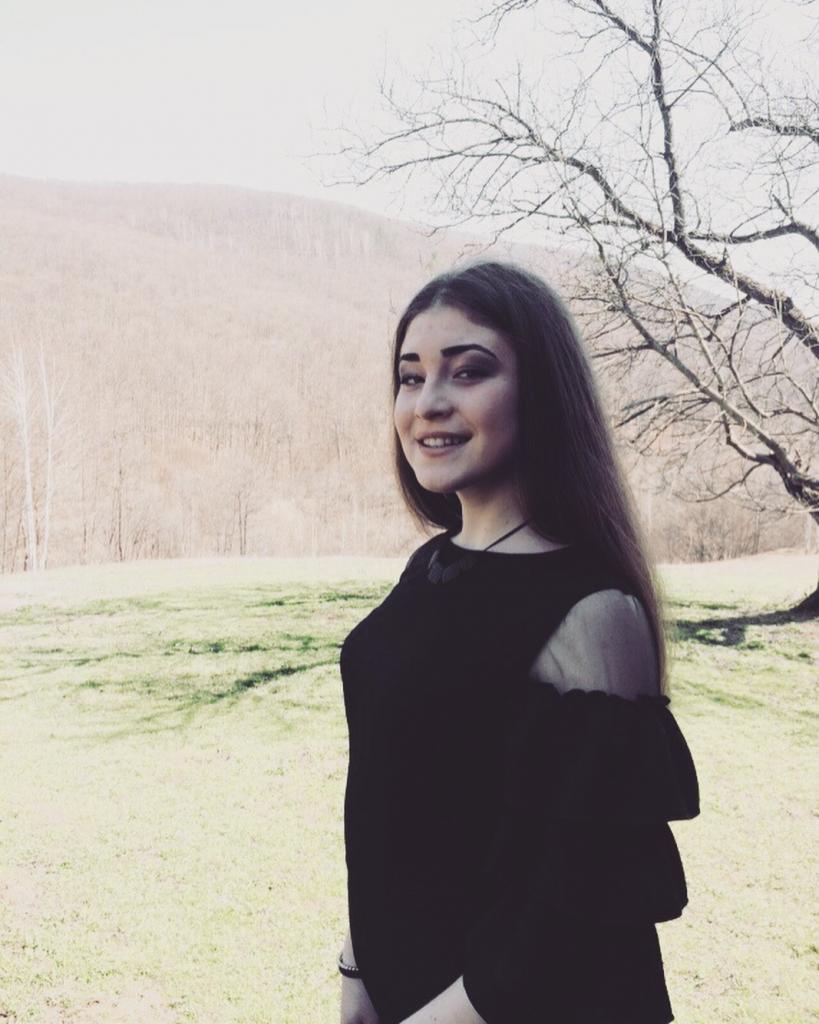 Алина