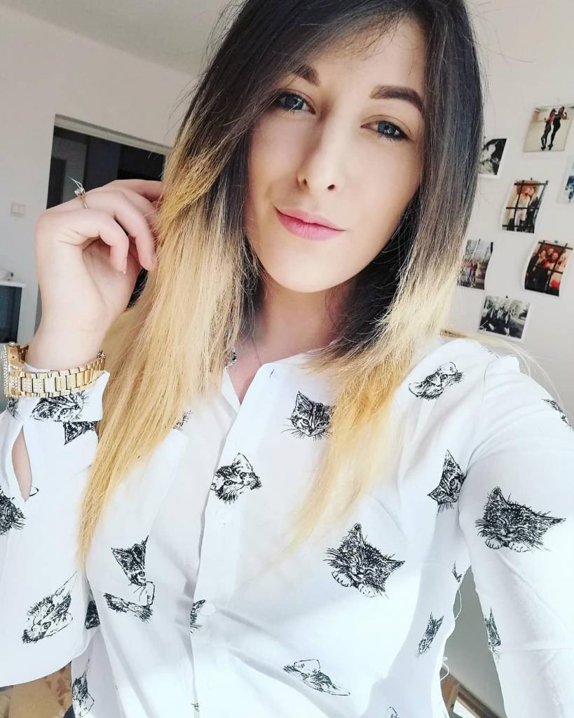 Алина