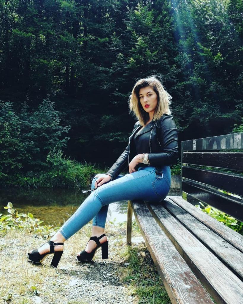 Алина