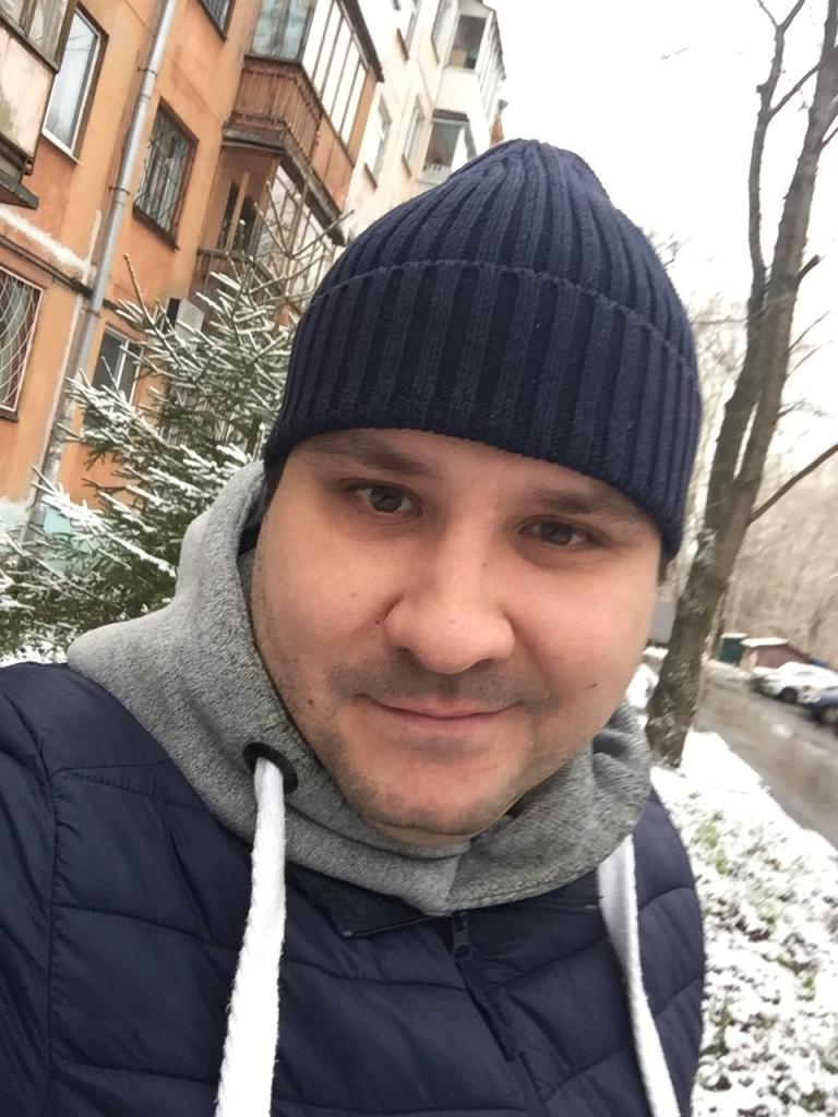 Максим