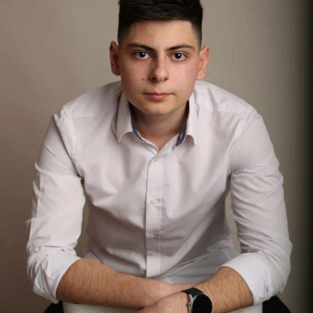 Левон
