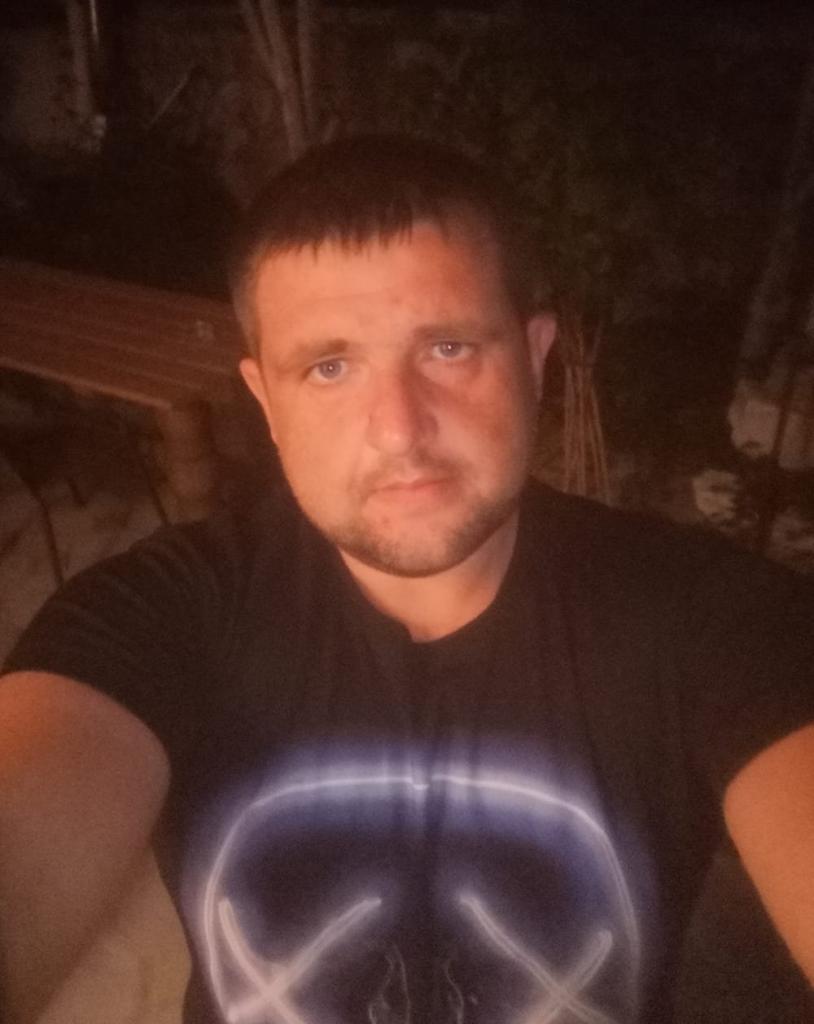 Максим