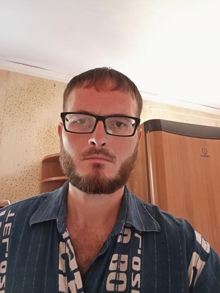 Максим