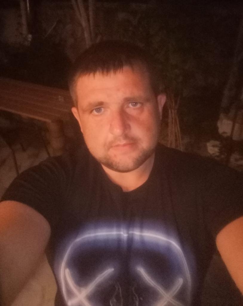 Максим