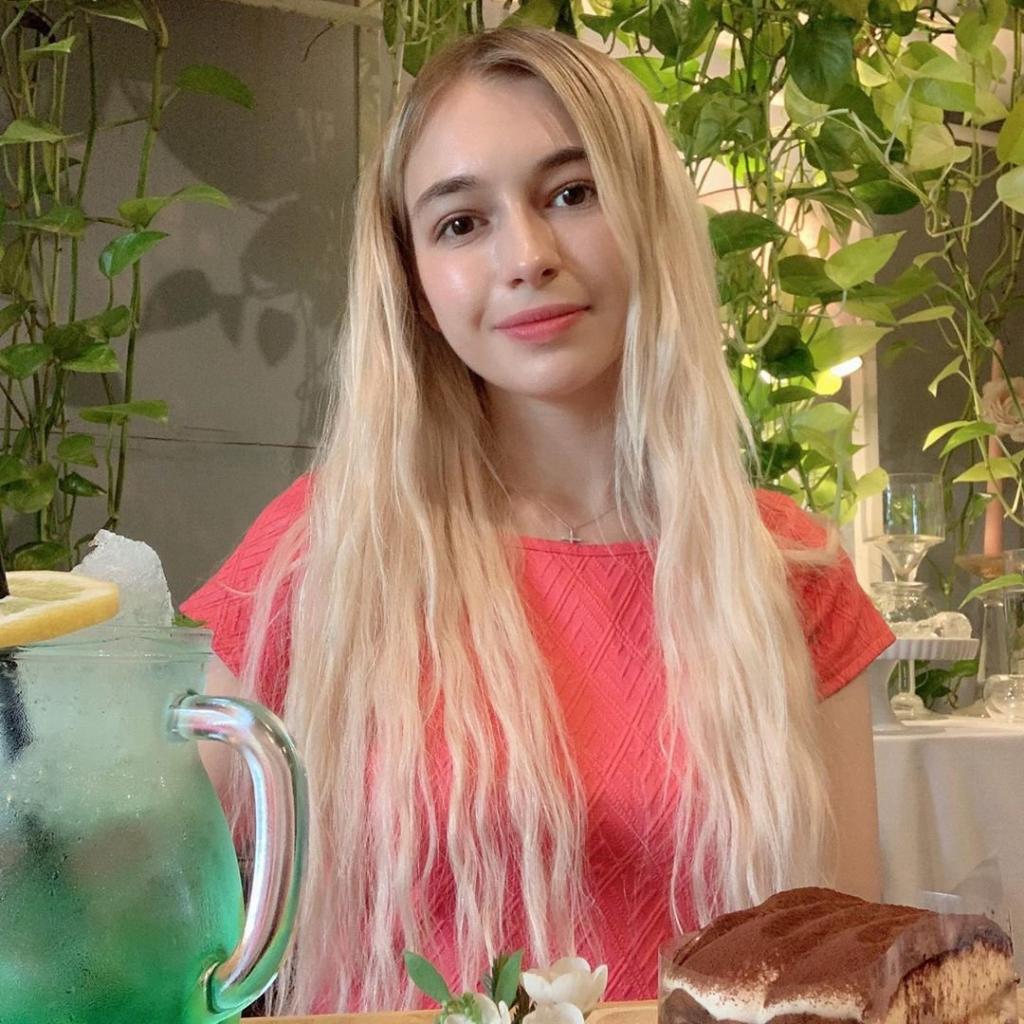 Даша