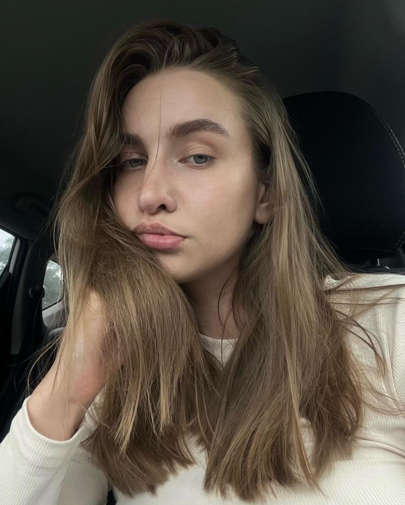 Полина
