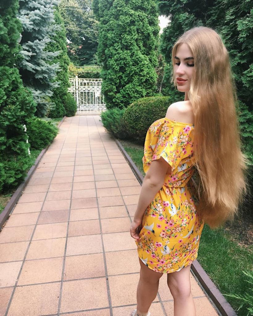 Ева