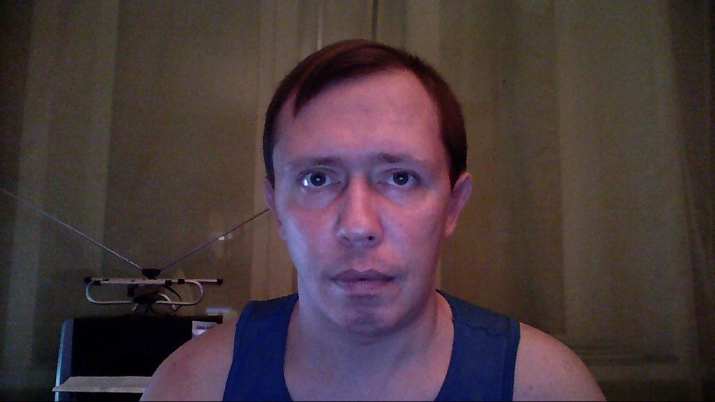 Артём