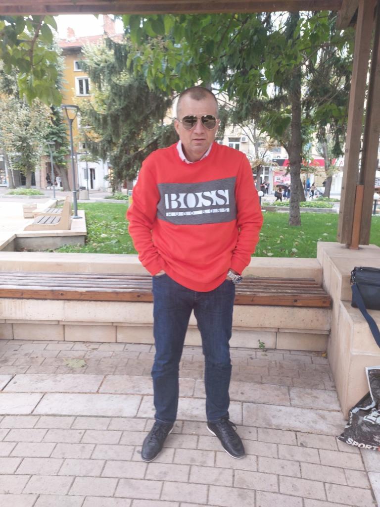 Володя