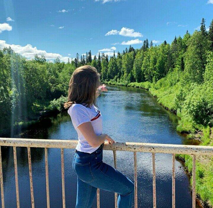 Девушка