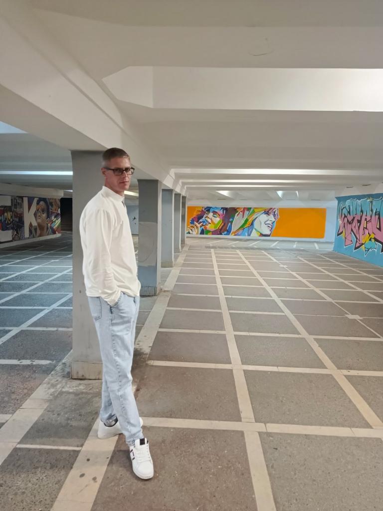 Александр