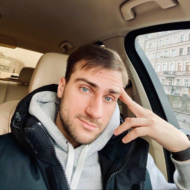 Стас