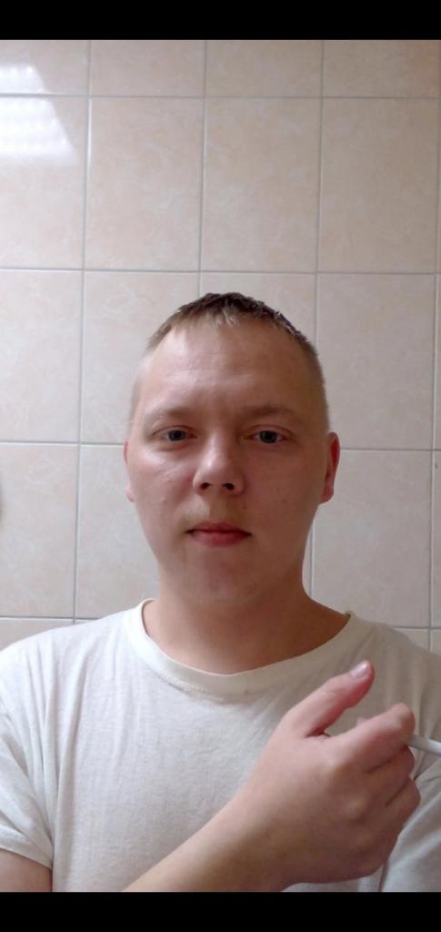 Артём