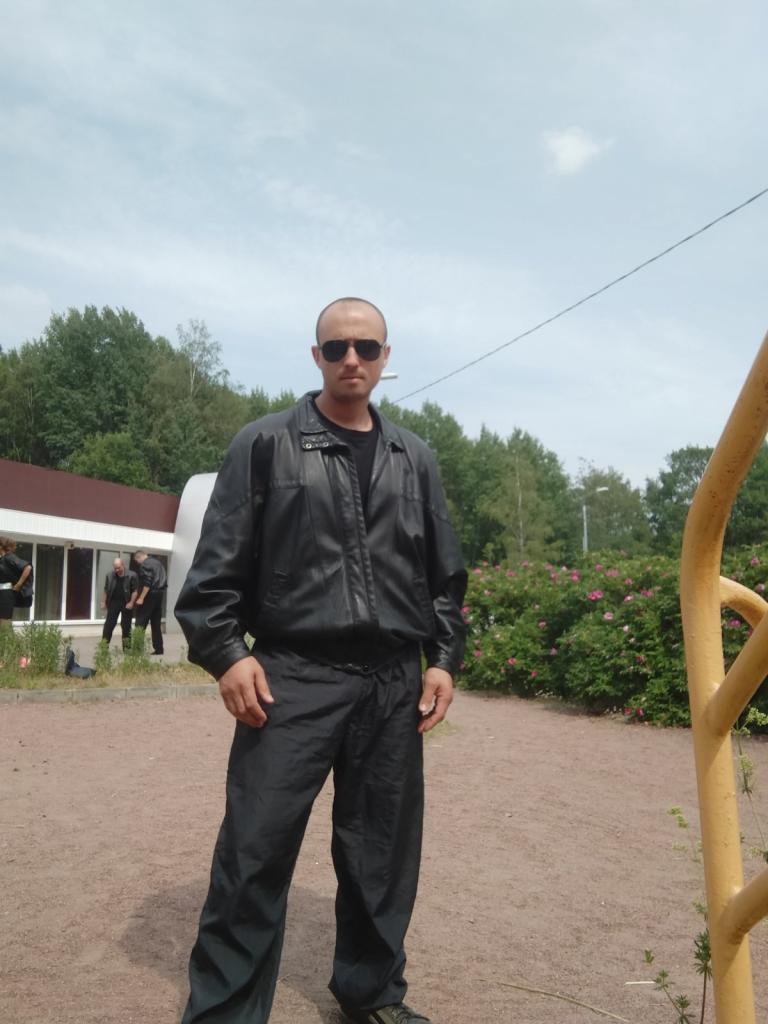 Виктор